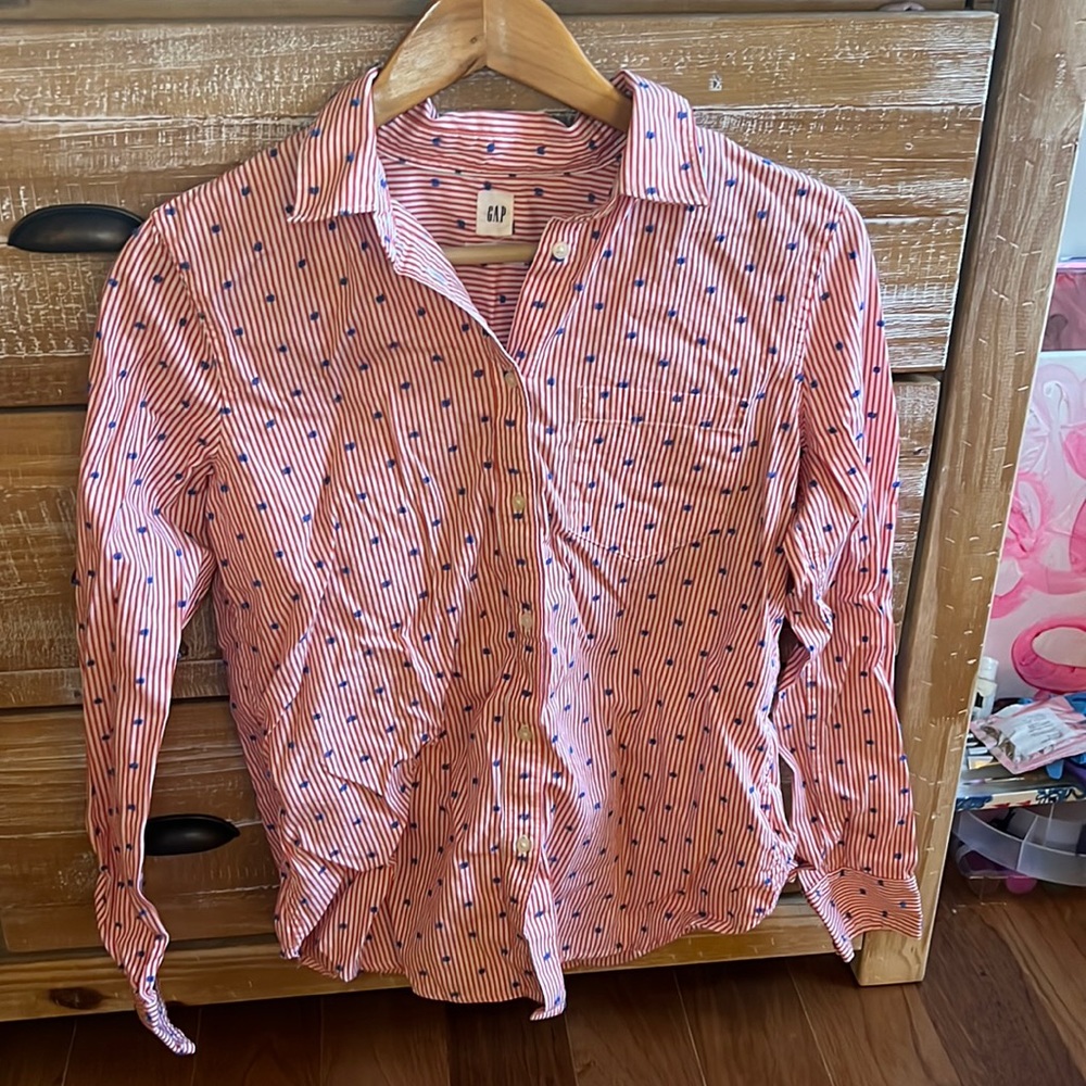 Nice Gap Button Up